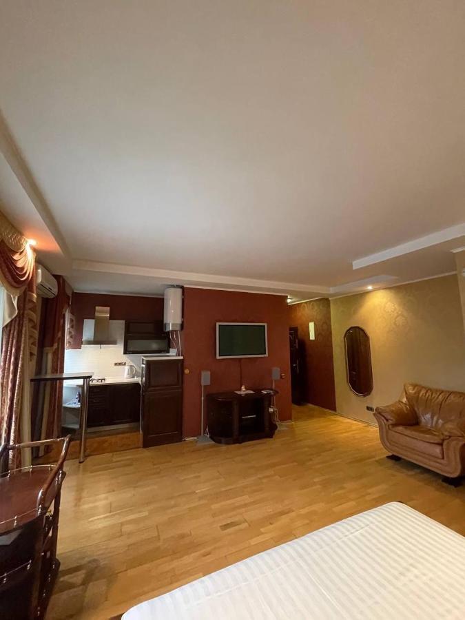 Apartment One Bedroom Kreschatik Str 4 *